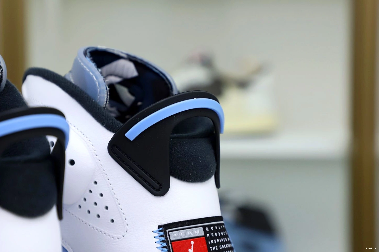 6 AIR 'UNC RETRO JORDAN HOME' 1103